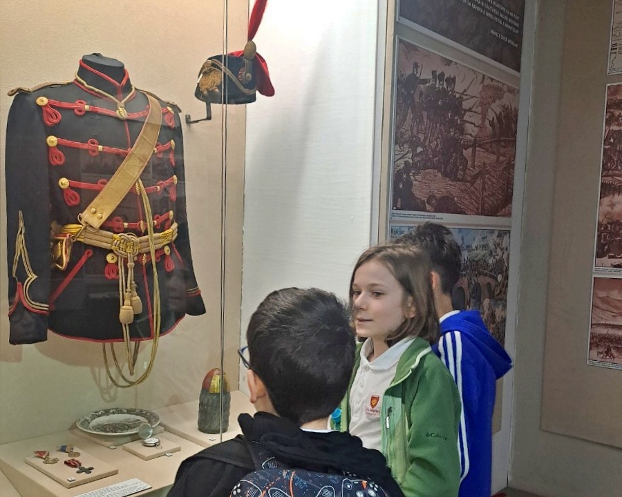 Scoala Gimnaziala Step by Step - Muzeul National Militar (7)